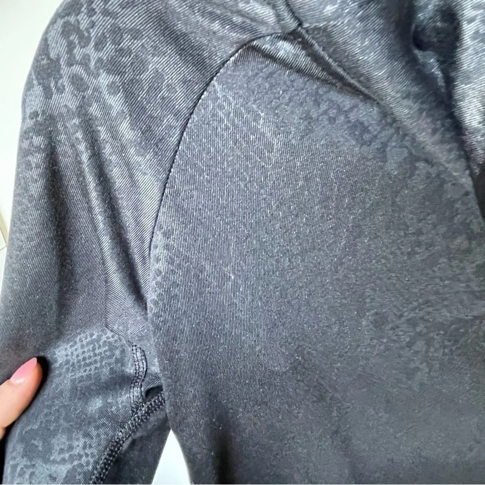 𝅺nike python pullover